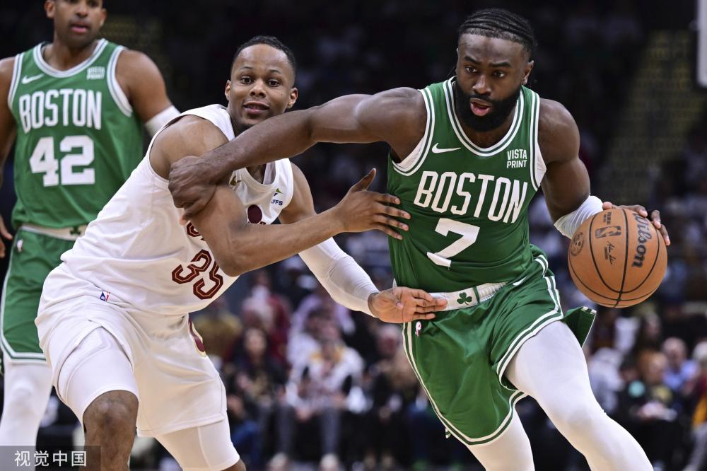 据俱乐部内 据俱乐部内